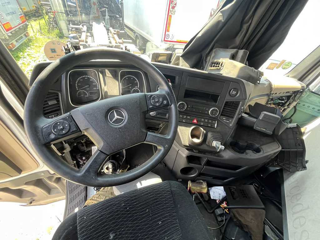 Mercedes-Benz Actros 2542, 6X2 + PANAV TVK18M - Camião de lona: foto 3 Mercedes-Benz Actros 2542, 6X2 + PANAV TVK18M - Camião de lona: foto 3