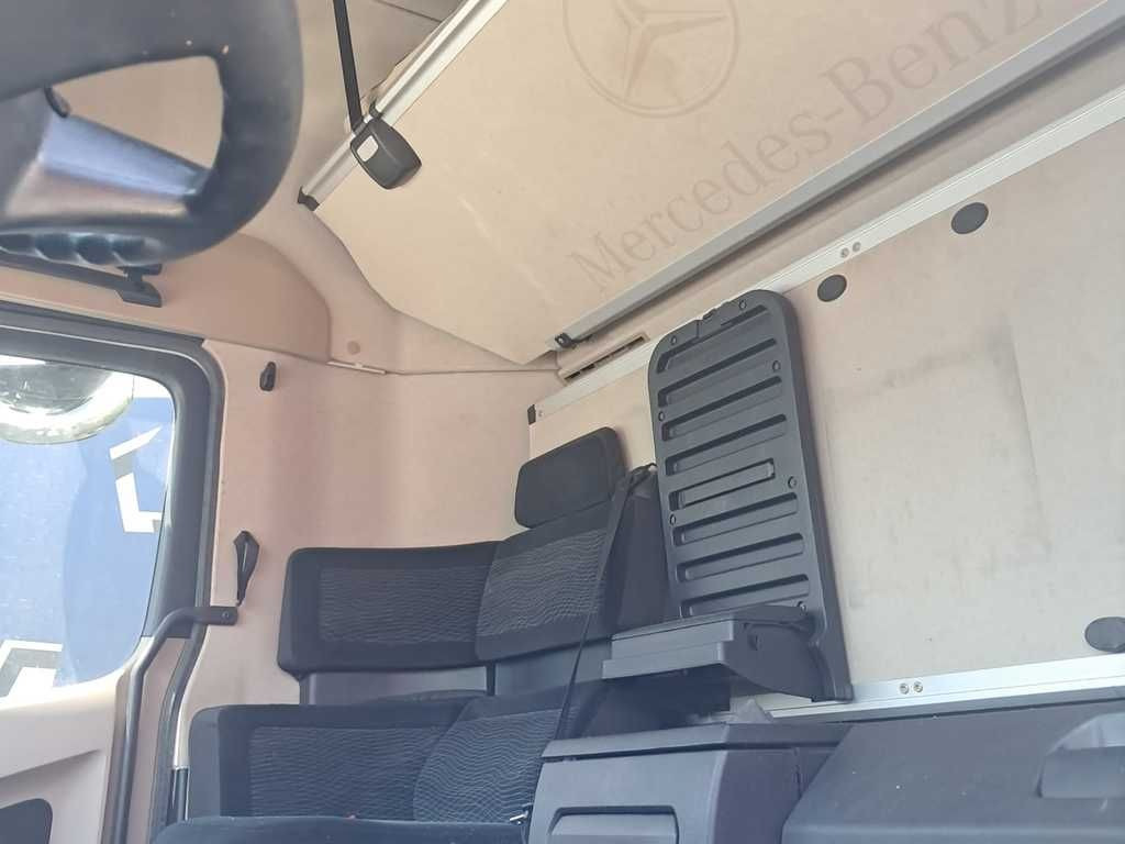 Mercedes-Benz Actros 2542, 6X2 - Camião de lona: foto 5 Mercedes-Benz Actros 2542, 6X2 - Camião de lona: foto 5
