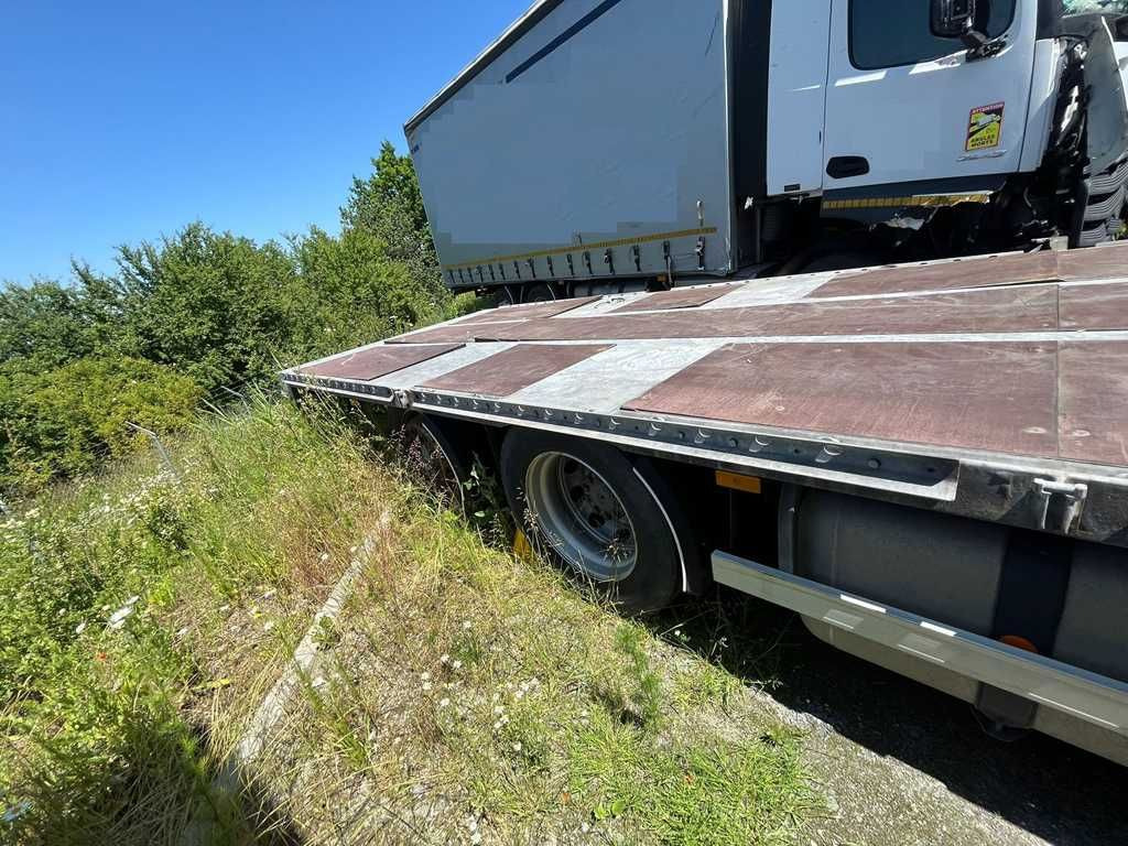 Mercedes-Benz Actros 2542, 6X2 - Camião de caixa aberta/ Plataforma: foto 4 Mercedes-Benz Actros 2542, 6X2 - Camião de caixa aberta/ Plataforma: foto 4