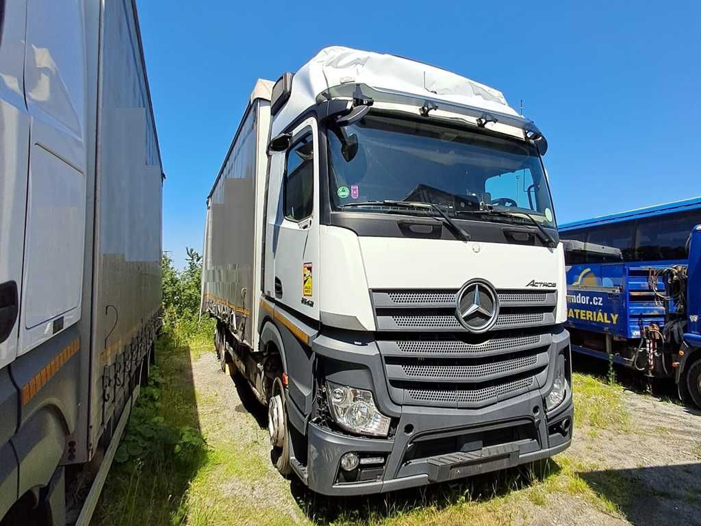 Mercedes-Benz Actros 2542, 6X2 - Camião de lona: foto 2 Mercedes-Benz Actros 2542, 6X2 - Camião de lona: foto 2