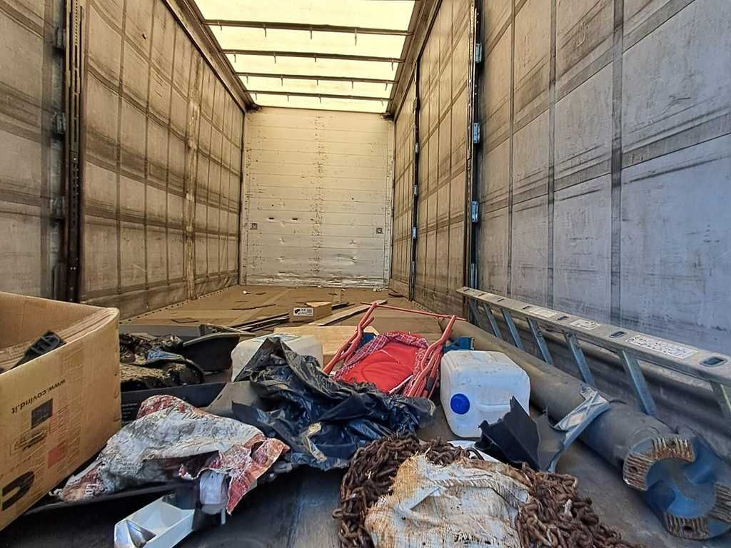 Mercedes-Benz Actros 2542, 6X2 - Camião de lona: foto 4 Mercedes-Benz Actros 2542, 6X2 - Camião de lona: foto 4