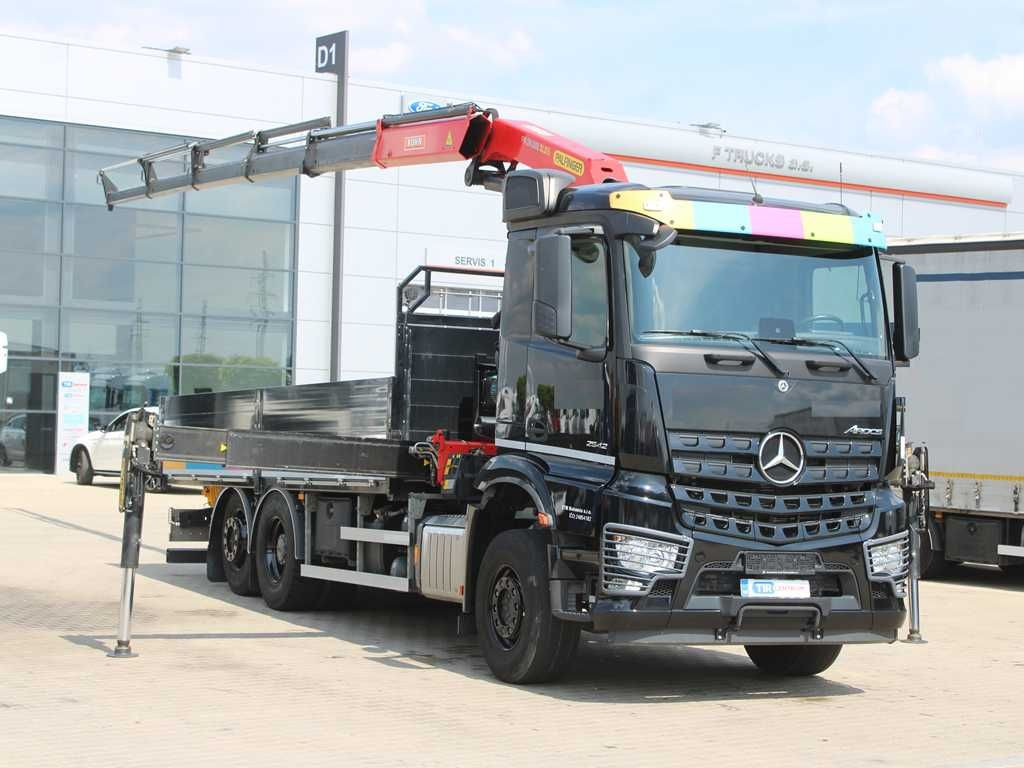 Mercedes-Benz Arocs 2542, 6X2, EURO 6, CAMERA, PALFINGER PK 24 - Camião de caixa aberta/ Plataforma, Camião grua: foto 2 Mercedes-Benz Arocs 2542, 6X2, EURO 6, CAMERA, PALFINGER PK 24 - Camião de caixa aberta/ Plataforma, Camião grua: foto 2