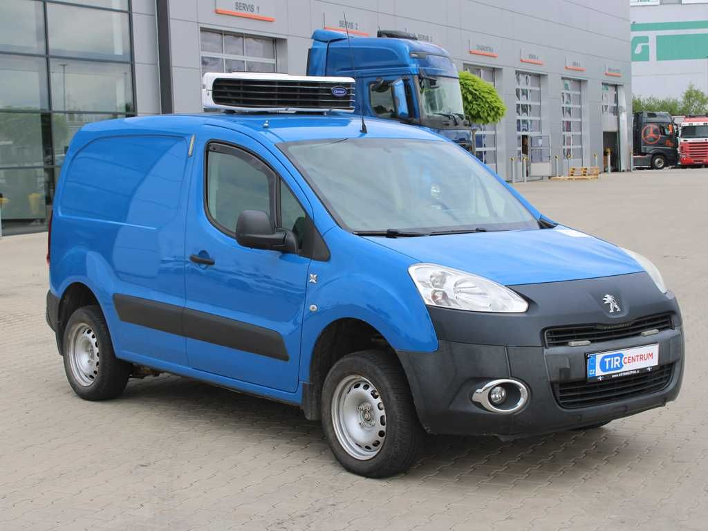 Peugeot PEUGEOT PARTNER, 4X4, CARRIER NEOS 100 - Furgão de passageiros: foto 2 Peugeot PEUGEOT PARTNER, 4X4, CARRIER NEOS 100 - Furgão de passageiros: foto 2