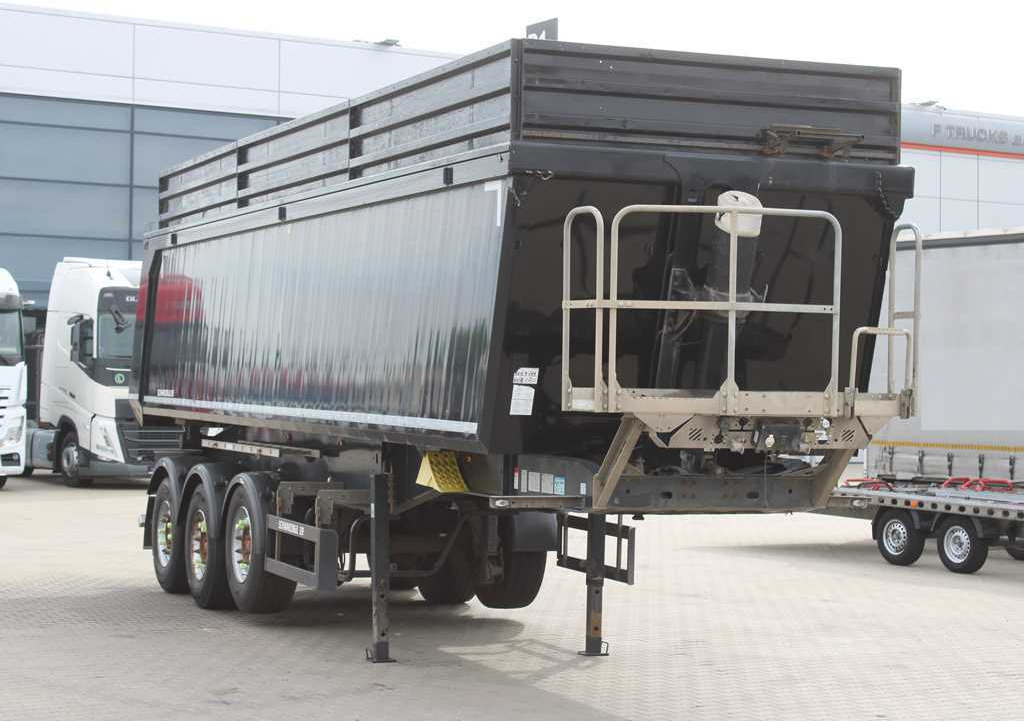 Schwarzmüller KIS 3/E, 2X LIFT AXLE, SAF, 46m³ - Semi-reboque basculante: foto 3 Schwarzmüller KIS 3/E, 2X LIFT AXLE, SAF, 46m³ - Semi-reboque basculante: foto 3