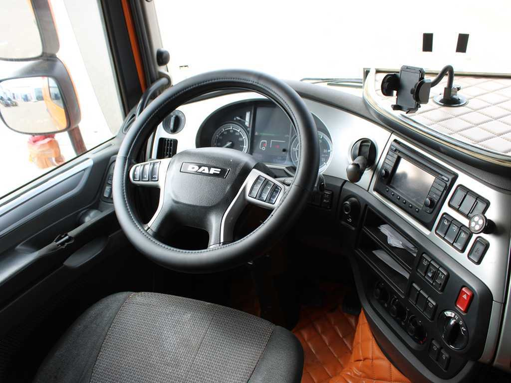 Tractor DAF FT XF 460, HYDRAULIC, EURO 6: foto 17 Tractor DAF FT XF 460, HYDRAULIC, EURO 6: foto 17