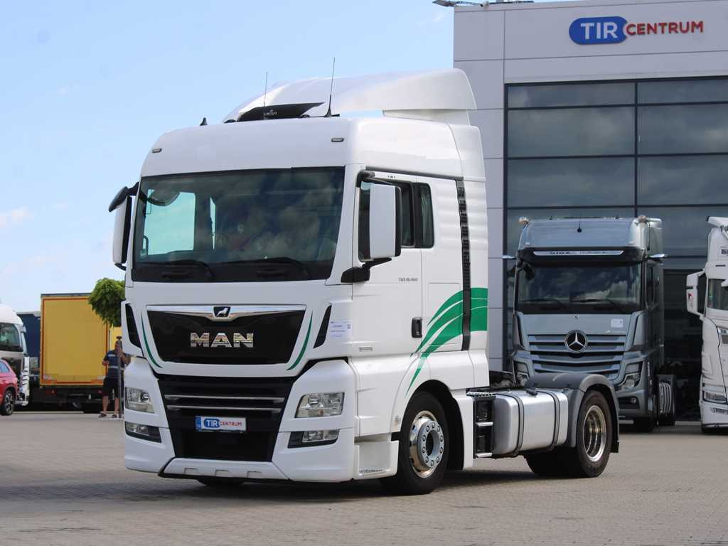 MAN TGX 18.460, LOWDECK, EURO 6, NAVIGATION, INDEPENDENT AIR CONDITIONING - Tractor: foto 1 MAN TGX 18.460, LOWDECK, EURO 6, NAVIGATION, INDEPENDENT AIR CONDITIONING - Tractor: foto 1
