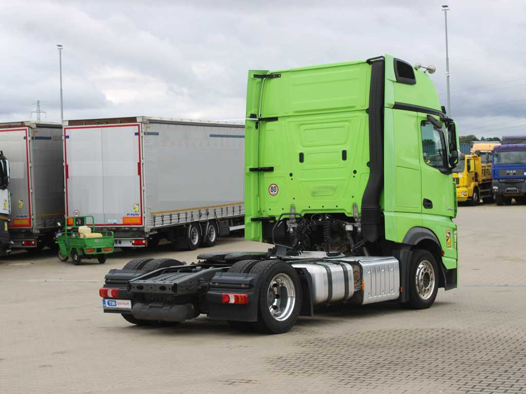Mercedes-Benz Actros 1848, EURO 6, LOWDECK, PNEU 80% - Tractor: foto 4 Mercedes-Benz Actros 1848, EURO 6, LOWDECK, PNEU 80% - Tractor: foto 4