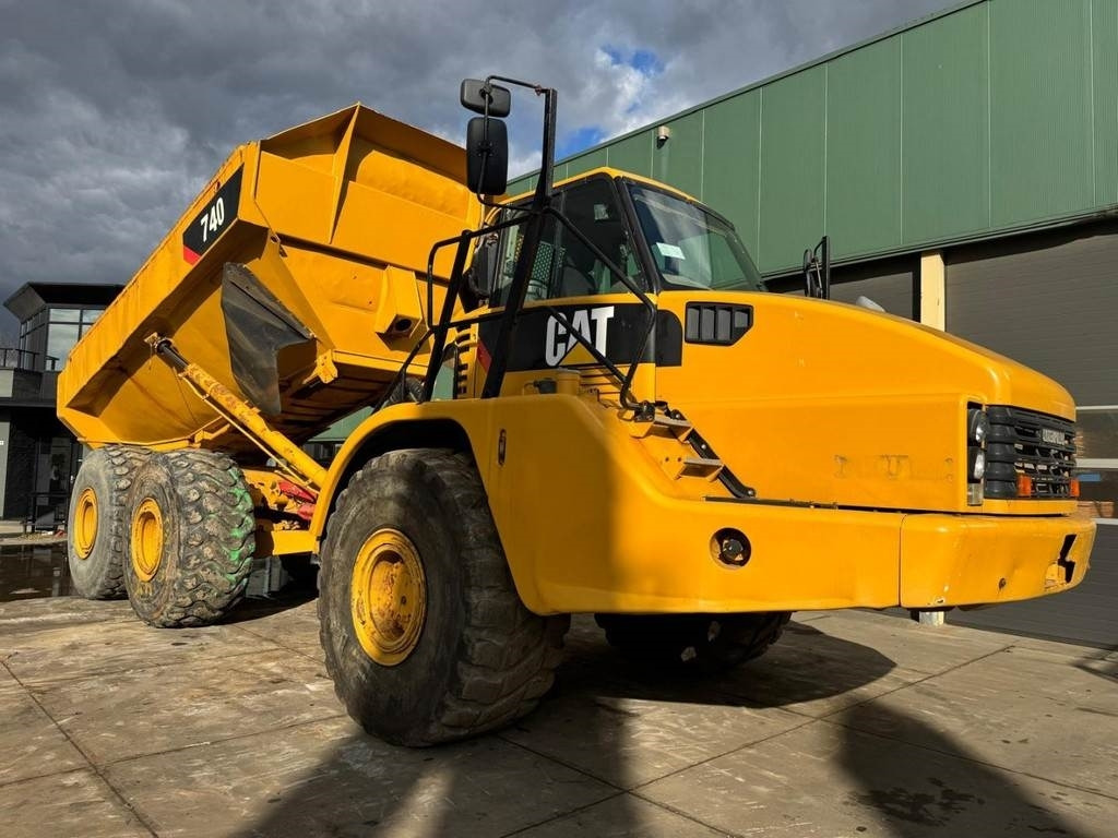 Tombador CAT 740: foto 6
