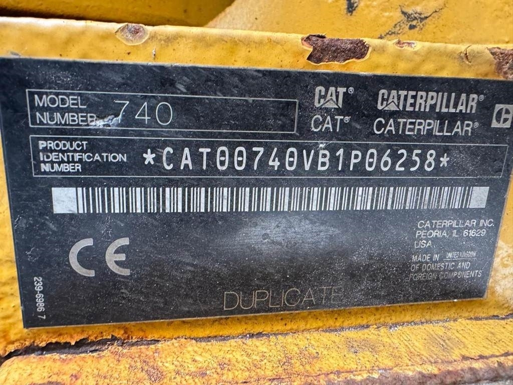 Tombador CAT 740: foto 8