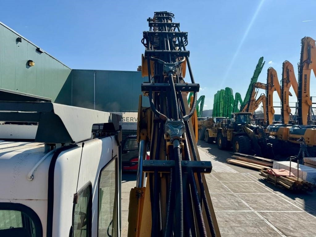 Manipulador de material Liebherr A 924 B: foto 13