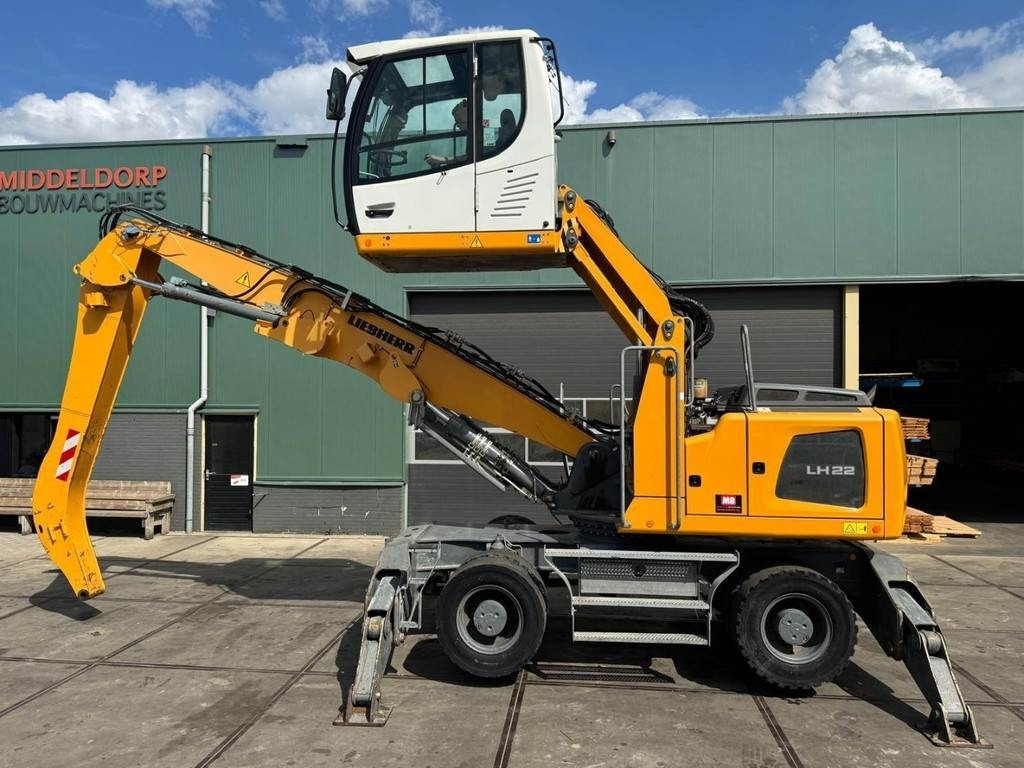 Liebherr LH 22 M - Manipulador de material: foto 1 Liebherr LH 22 M - Manipulador de material: foto 1