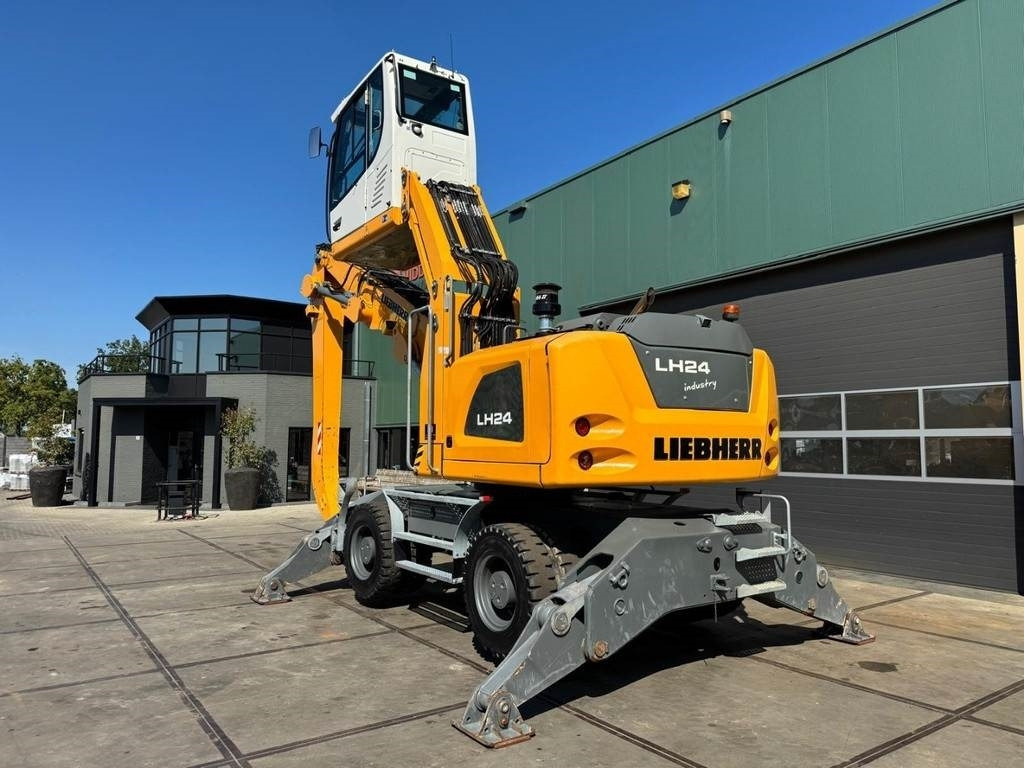 Liebherr LH 24 M - Manipulador de material: foto 3 Liebherr LH 24 M - Manipulador de material: foto 3