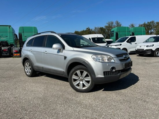 Chevrolet Captiva 3,2 V6 - SUV: foto 3 Chevrolet Captiva 3,2 V6 - SUV: foto 3