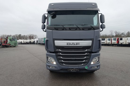 DAF FAT XF 510 mit Penz Ladekran 15Z8.70 inkl. Holzgreifer 6x4 - Camião de transporte de madeira: foto 2 DAF FAT XF 510 mit Penz Ladekran 15Z8.70 inkl. Holzgreifer 6x4 - Camião de transporte de madeira: foto 2