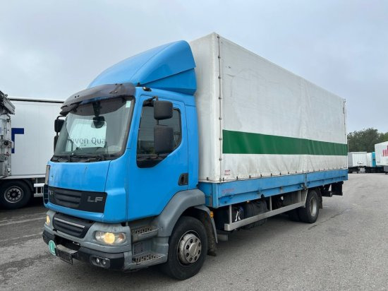 DAF LF 55.250 Plane mit LBW, Manual, E5 - Camião de lona: foto 1 DAF LF 55.250 Plane mit LBW, Manual, E5 - Camião de lona: foto 1