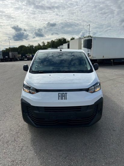 Fiat Scudo M BlueDHi 120 6-Gang - Furgão: foto 2 Fiat Scudo M BlueDHi 120 6-Gang - Furgão: foto 2