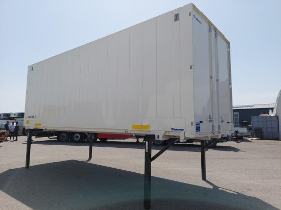 Krone DryBox Koffer 5 Stück verfügbar 7,45 Meter Gesamtlänge - Reboque transportador de contêineres/ Caixa móvel: foto 2 Krone DryBox Koffer 5 Stück verfügbar 7,45 Meter Gesamtlänge - Reboque transportador de contêineres/ Caixa móvel: foto 2