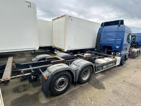 MAN TGX 26.440 XLX 6x2 Liftachse, Euro 6, Motorschaden, engine damage! - Camião transportador de contêineres/ Caixa móvel: foto 2 MAN TGX 26.440 XLX 6x2 Liftachse, Euro 6, Motorschaden, engine damage! - Camião transportador de contêineres/ Caixa móvel: foto 2