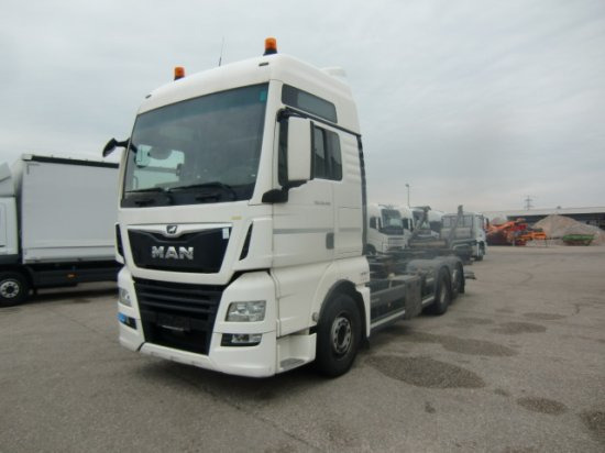 MAN TGX 26.460 XXL 6x2 Liftachse Euro 6 Unterfaltbühne - Camião transportador de contêineres/ Caixa móvel: foto 1 MAN TGX 26.460 XXL 6x2 Liftachse Euro 6 Unterfaltbühne - Camião transportador de contêineres/ Caixa móvel: foto 1