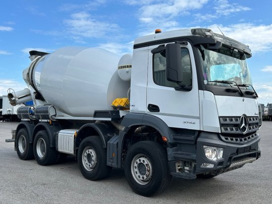 Mercedes-Benz Arocs 3743, 8x4 Betonmischer, Euro 6, 9m³ Liebherr Mischer - Camião betoneira: foto 2 Mercedes-Benz Arocs 3743, 8x4 Betonmischer, Euro 6, 9m³ Liebherr Mischer - Camião betoneira: foto 2