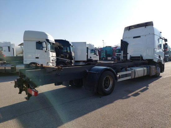 Renault T430 BDF-Wechselfahrgestell, 4x2 LL, EURO6, VEB+ - Camião transportador de contêineres/ Caixa móvel: foto 4 Renault T430 BDF-Wechselfahrgestell, 4x2 LL, EURO6, VEB+ - Camião transportador de contêineres/ Caixa móvel: foto 4