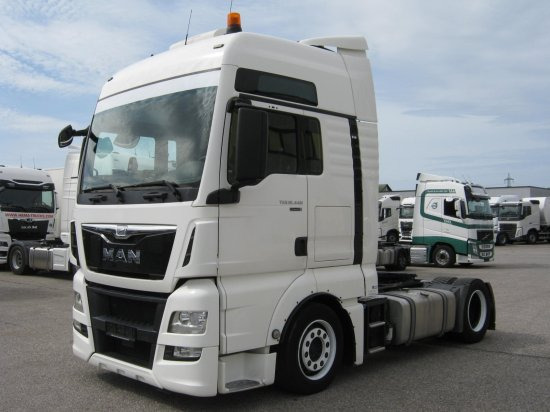 MAN TGX 18.440 XXL Low Deck, Retarder, Standklima, Euro 6, - Tractor: foto 1 MAN TGX 18.440 XXL Low Deck, Retarder, Standklima, Euro 6, - Tractor: foto 1