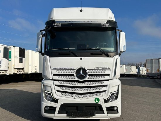Mercedes-Benz Actros 1851 - Tractor: foto 2 Mercedes-Benz Actros 1851 - Tractor: foto 2