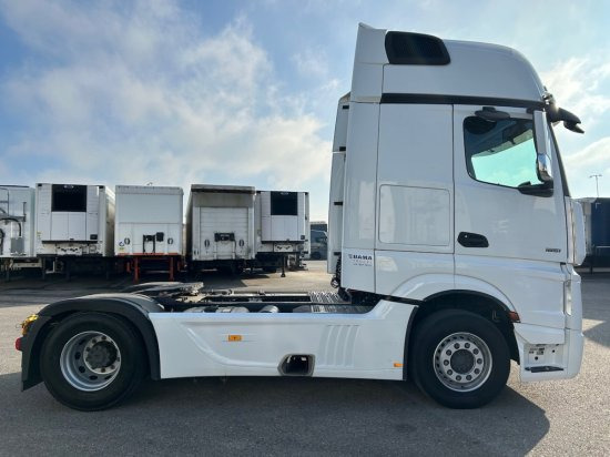 Mercedes-Benz Actros 1851 - Tractor: foto 4 Mercedes-Benz Actros 1851 - Tractor: foto 4