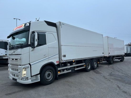 Volvo FH 500 6x2 Getränkekomplettzug, Orten Getränkeaufbau - Camião transporte de bebidas: foto 1 Volvo FH 500 6x2 Getränkekomplettzug, Orten Getränkeaufbau - Camião transporte de bebidas: foto 1