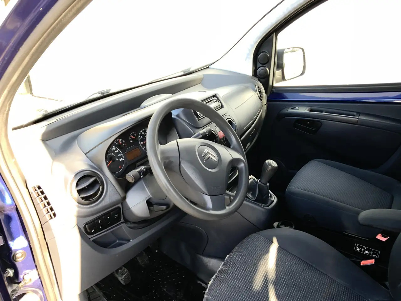 Citroen Nemo 1.4 HDi Airco Euro 5 - Furgão compacto: foto 5 Citroen Nemo 1.4 HDi Airco Euro 5 - Furgão compacto: foto 5