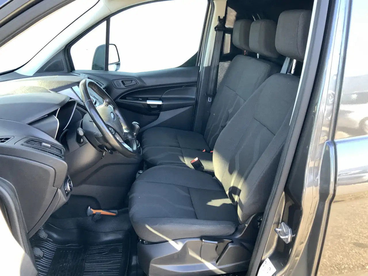 Ford Transit Connect 1.5 TDCI L2 Trend Airco Cruise 3 Zits DakDragers C - Furgão compacto: foto 4 Ford Transit Connect 1.5 TDCI L2 Trend Airco Cruise 3 Zits DakDragers C - Furgão compacto: foto 4