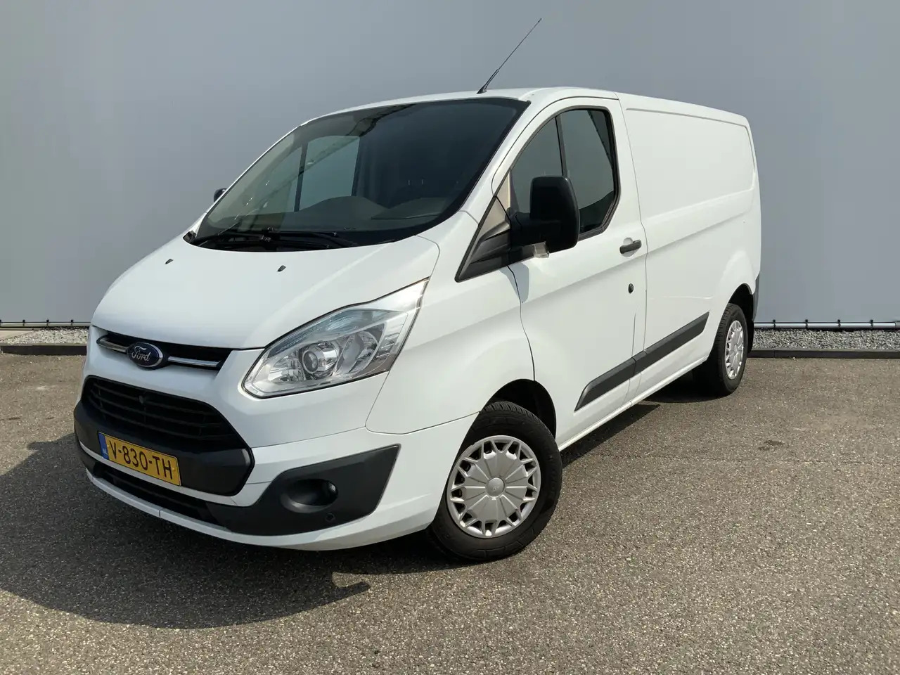 Ford Transit Custom 290 2.2 TDCI L1H2 Trend Airco Cruise 3 Zits Trekha - Furgão: foto 1 Ford Transit Custom 290 2.2 TDCI L1H2 Trend Airco Cruise 3 Zits Trekha - Furgão: foto 1
