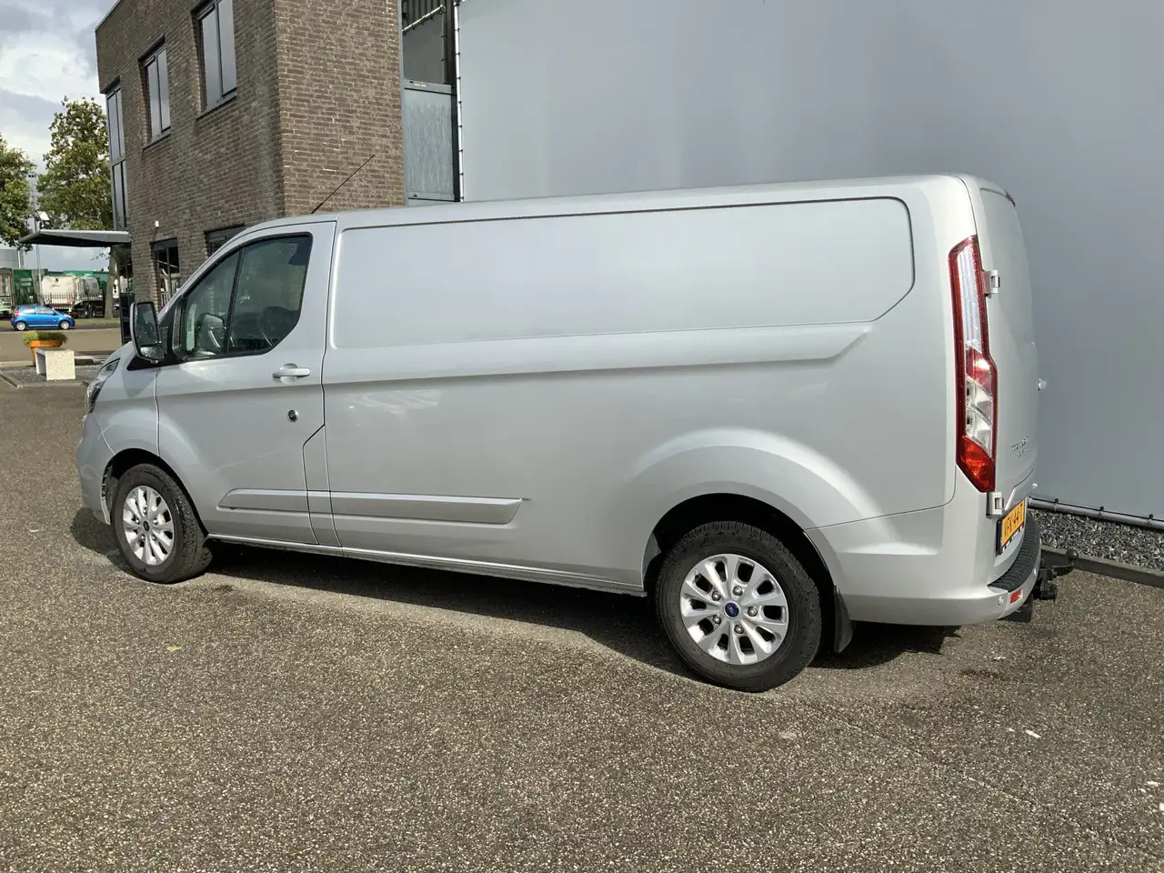 Ford Transit Custom 300 2.0 TDCI L2H2 (MOTOR DEFECT!!) Airco Navi 3 Zi - Furgão: foto 3 Ford Transit Custom 300 2.0 TDCI L2H2 (MOTOR DEFECT!!) Airco Navi 3 Zi - Furgão: foto 3