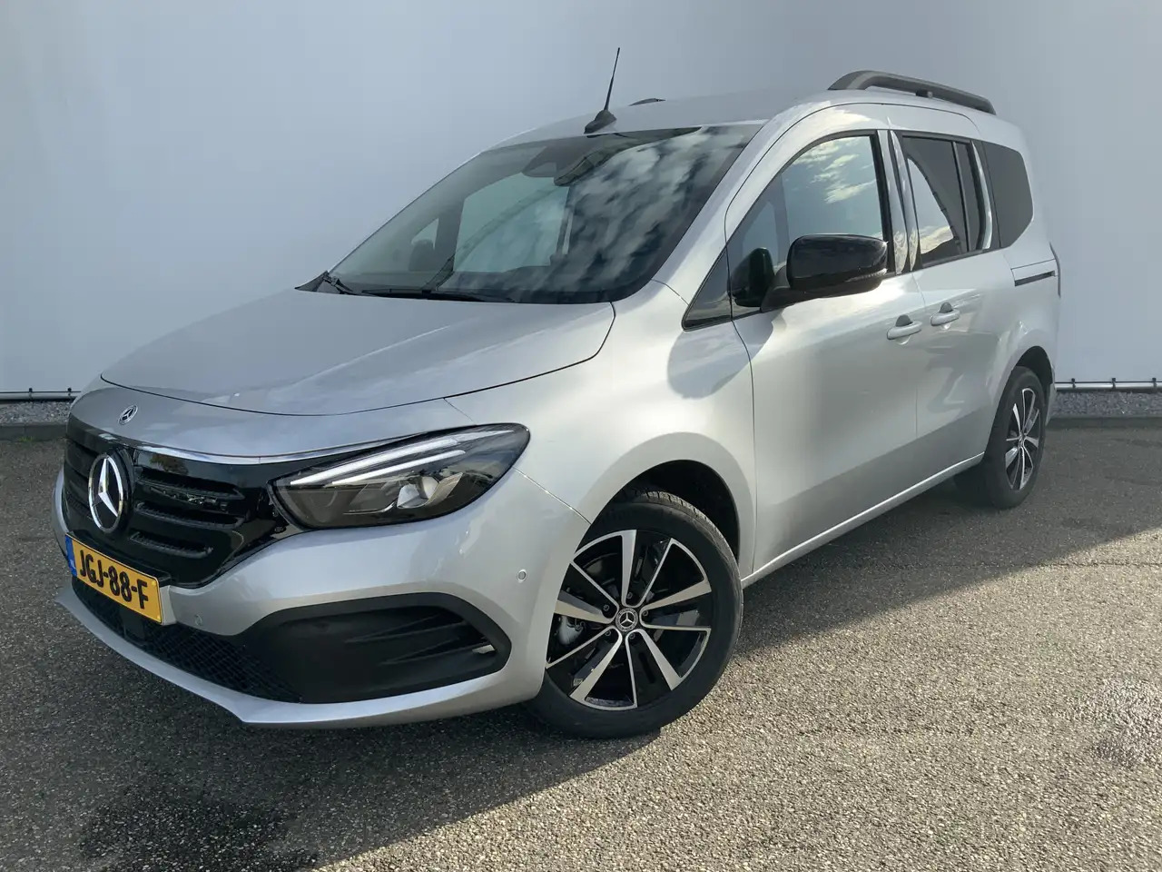 Mercedes-Benz EQT Tourer NIEUW !! 200 L1 Advanced Plus 45 kWh - Máquina de outro: foto 1 Mercedes-Benz EQT Tourer NIEUW !! 200 L1 Advanced Plus 45 kWh - Máquina de outro: foto 1