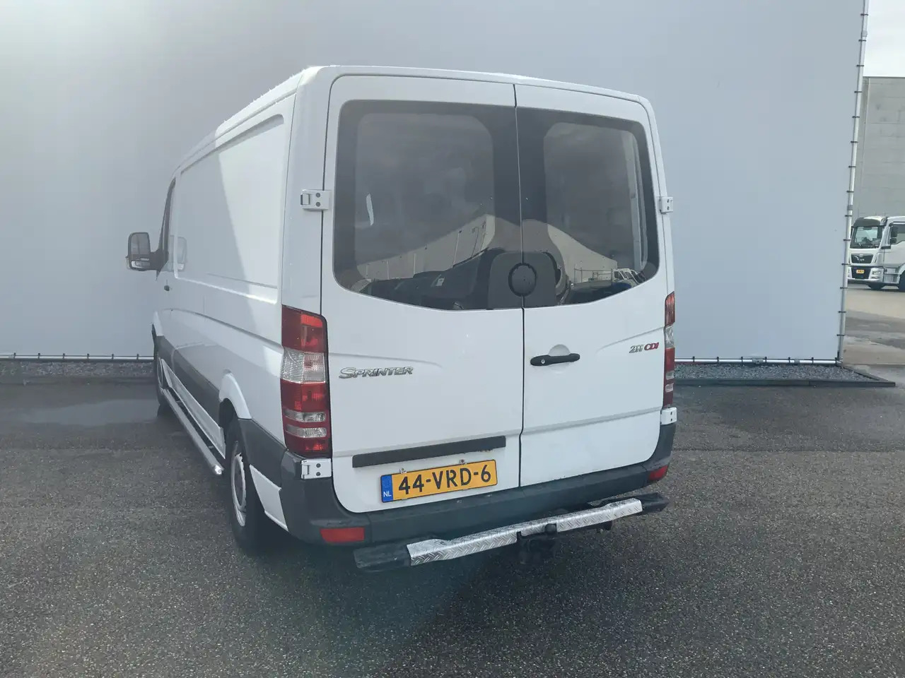 Mercedes-Benz Sprinter 211 2.2 CDI 366 L2 H1 Automaat 3 Zits Side Bar Tre - Furgão: foto 2 Mercedes-Benz Sprinter 211 2.2 CDI 366 L2 H1 Automaat 3 Zits Side Bar Tre - Furgão: foto 2