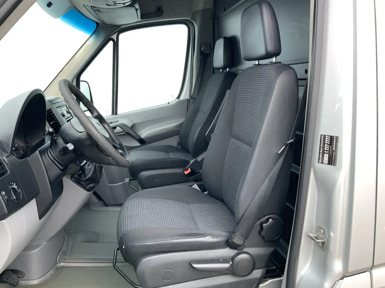 Furgão Mercedes-Benz Sprinter 213 2.2 CDI 325 L1H1 Airco Cruise Euro 4: foto 6