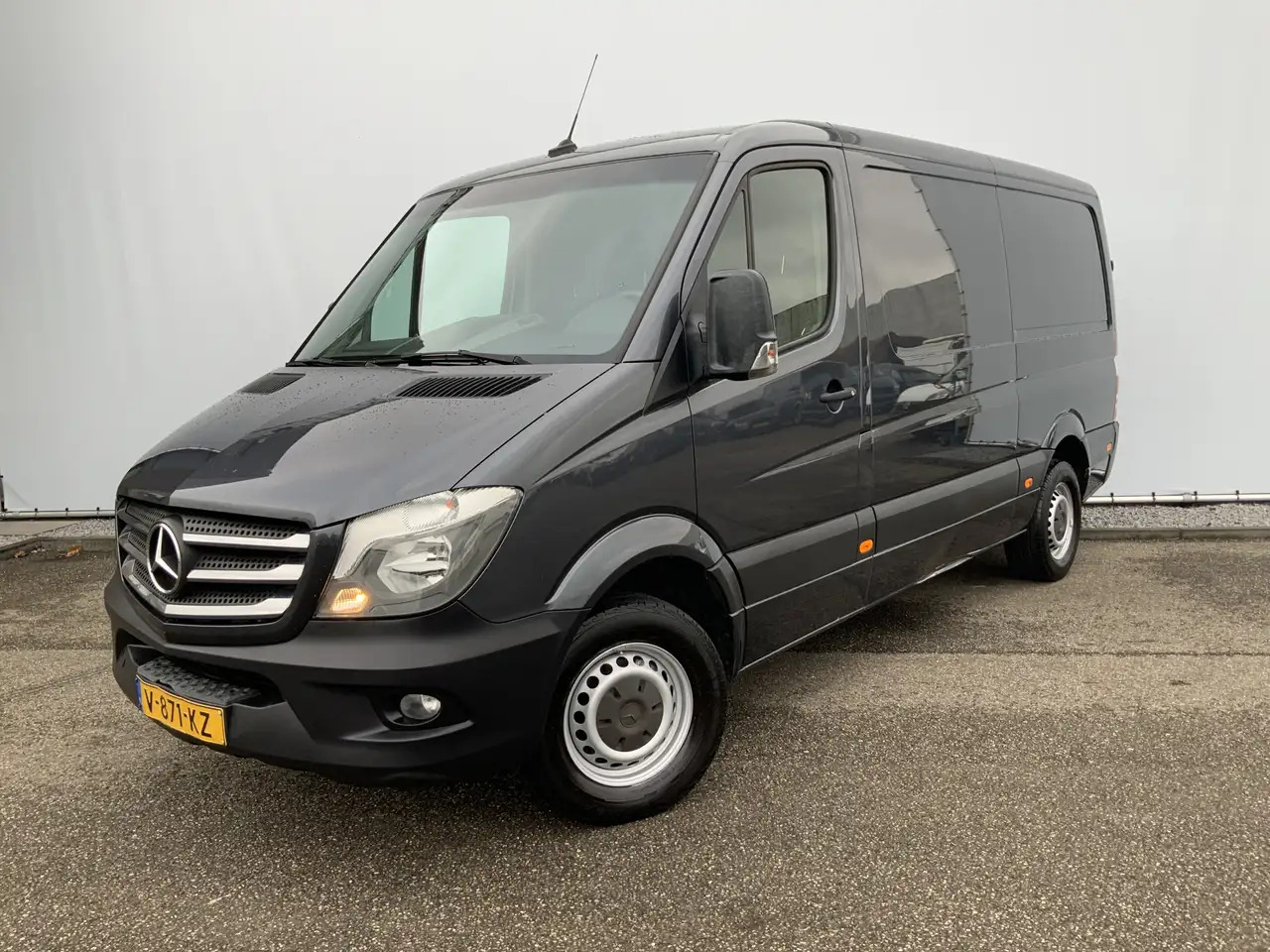 Mercedes-Benz Sprinter 311 2.2 CDI 366 L2H1 Airco 3 Zits Opstap& Trekhaak - Furgão: foto 1 Mercedes-Benz Sprinter 311 2.2 CDI 366 L2H1 Airco 3 Zits Opstap& Trekhaak - Furgão: foto 1