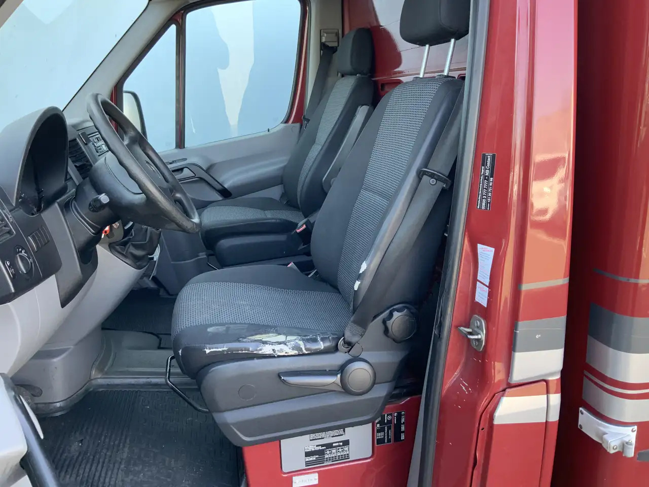 Mercedes-Benz Sprinter 313 2.2 CDI 366 Vriesauto _40gr 10 Deuren werkt 10 - Carrinha frigorífica: foto 4 Mercedes-Benz Sprinter 313 2.2 CDI 366 Vriesauto _40gr 10 Deuren werkt 10 - Carrinha frigorífica: foto 4