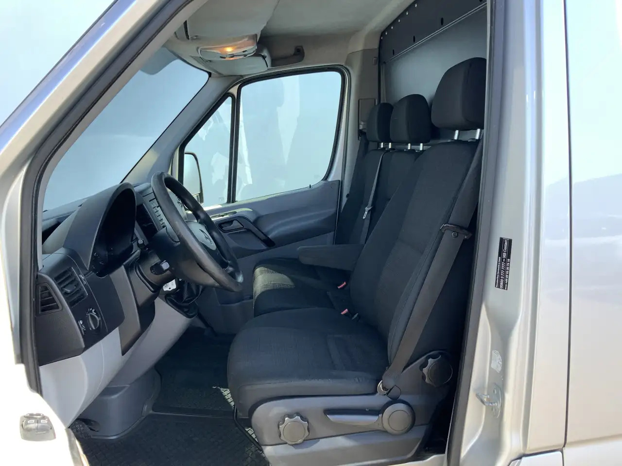 Mercedes-Benz Sprinter 316 2.2 CDI 366 L2H2 Airco Cruise Navi 3 Zits Euro - Furgão: foto 4 Mercedes-Benz Sprinter 316 2.2 CDI 366 L2H2 Airco Cruise Navi 3 Zits Euro - Furgão: foto 4