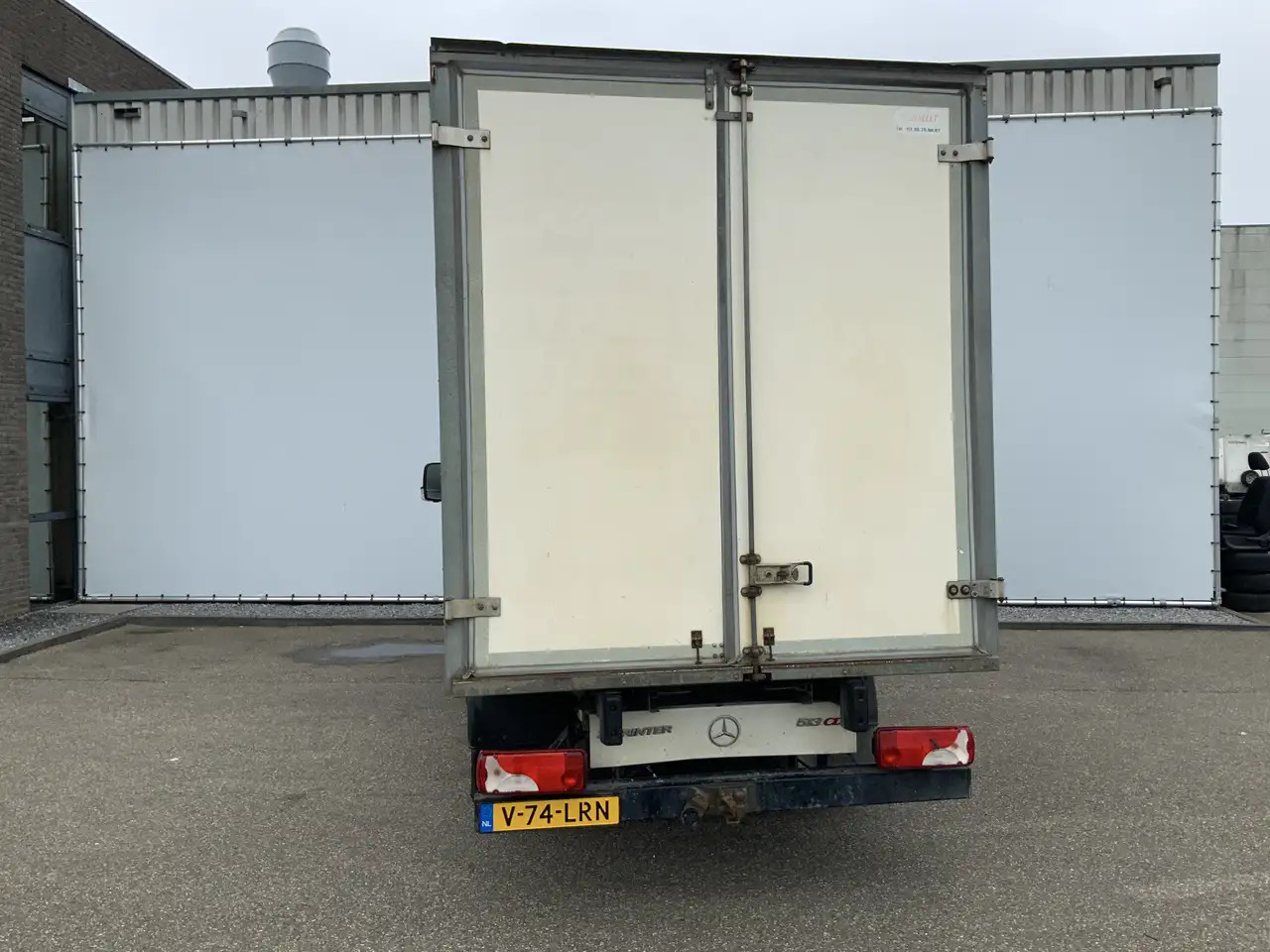 Mercedes-Benz Sprinter 513 2.2 CDI 432 Meubelbak & Deuren 3 Zits Cruise T - Carrinha de contentor: foto 2 Mercedes-Benz Sprinter 513 2.2 CDI 432 Meubelbak & Deuren 3 Zits Cruise T - Carrinha de contentor: foto 2