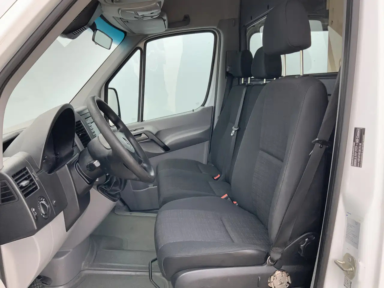 Mercedes-Benz Sprinter 516 2.2 CDI 366 L2H2 Camera Trekhaak 3500 kg Dub L - Furgão: foto 5 Mercedes-Benz Sprinter 516 2.2 CDI 366 L2H2 Camera Trekhaak 3500 kg Dub L - Furgão: foto 5