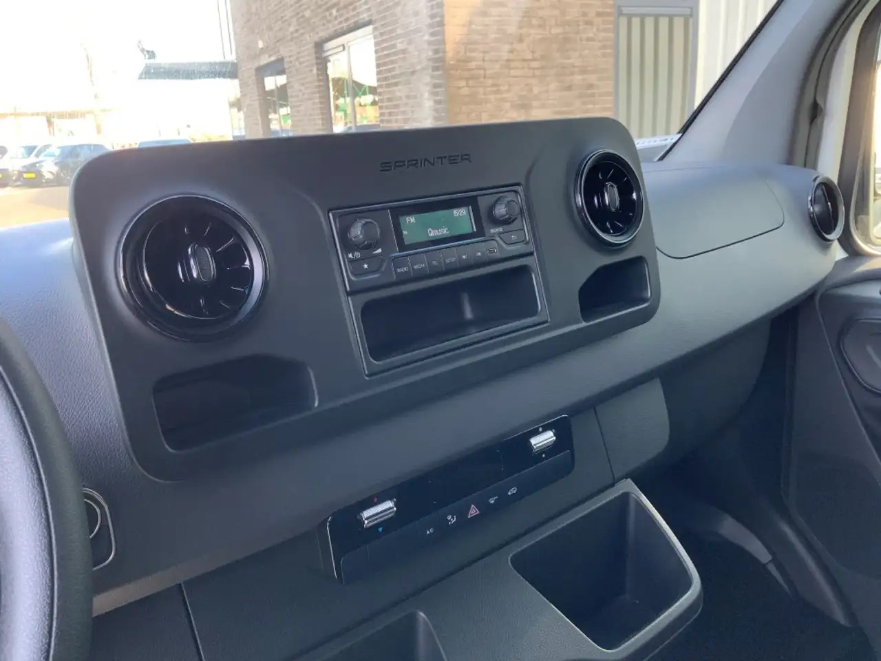 Furgão Mercedes-Benz Sprinter E-Sprinter NIEUW !!! L2H2 55 kWh Airco 3 Zits Opst: foto 11