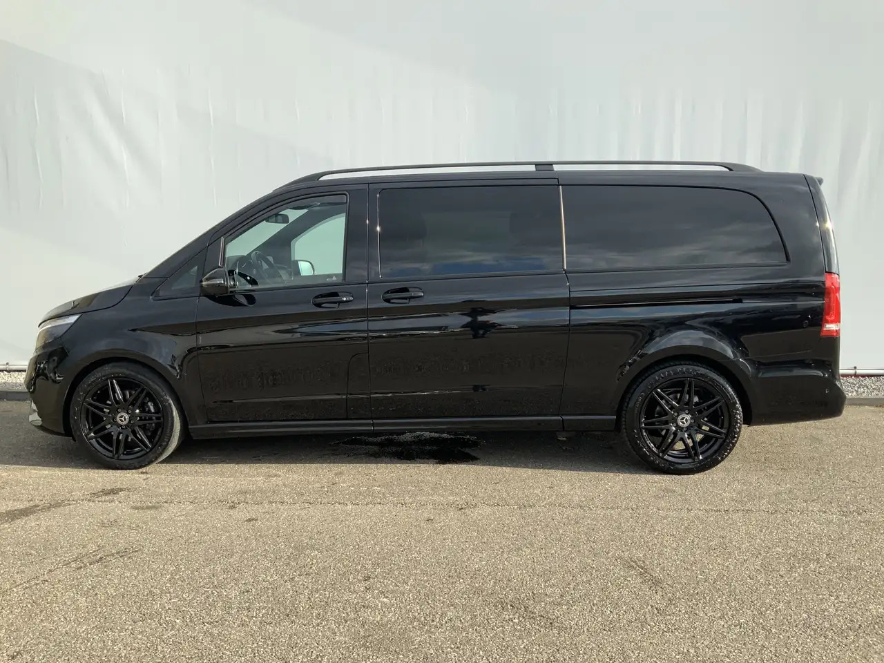 Mercedes-Benz V 300 300d Extra Lang Dub Cab Autom. Avantgarde Edition - Carrinha cabine dupla: foto 5 Mercedes-Benz V 300 300d Extra Lang Dub Cab Autom. Avantgarde Edition - Carrinha cabine dupla: foto 5