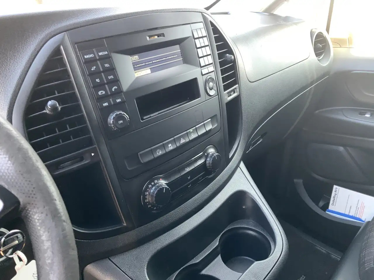 Mercedes-Benz Vito 114 CDI Lang Dub Cab Automaat Airco Cruise 5 Zits - Carrinha cabine dupla: foto 5 Mercedes-Benz Vito 114 CDI Lang Dub Cab Automaat Airco Cruise 5 Zits - Carrinha cabine dupla: foto 5