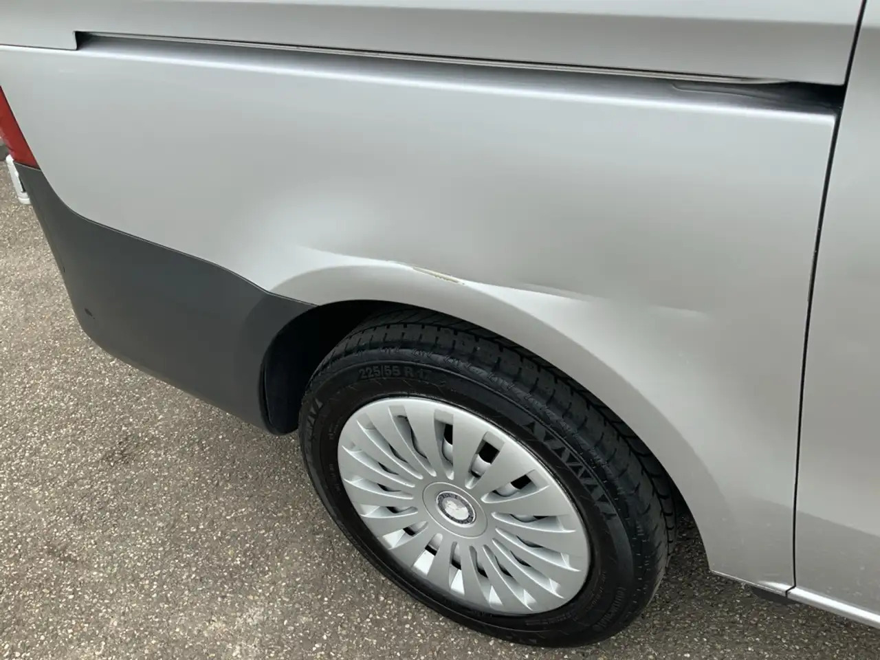 Mercedes-Benz Vito 119 CDI Lang Automaat Airco Cruise Trekhaak 2500 k - Furgão: foto 4 Mercedes-Benz Vito 119 CDI Lang Automaat Airco Cruise Trekhaak 2500 k - Furgão: foto 4