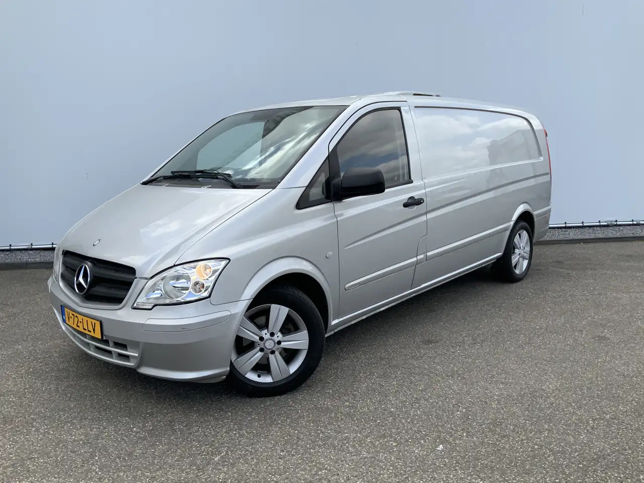 Mercedes-Benz Vito 122 CDI Automaat Koel Auto werkt 100 % 0.gr Airco - Carrinha frigorífica: foto 1 Mercedes-Benz Vito 122 CDI Automaat Koel Auto werkt 100 % 0.gr Airco - Carrinha frigorífica: foto 1