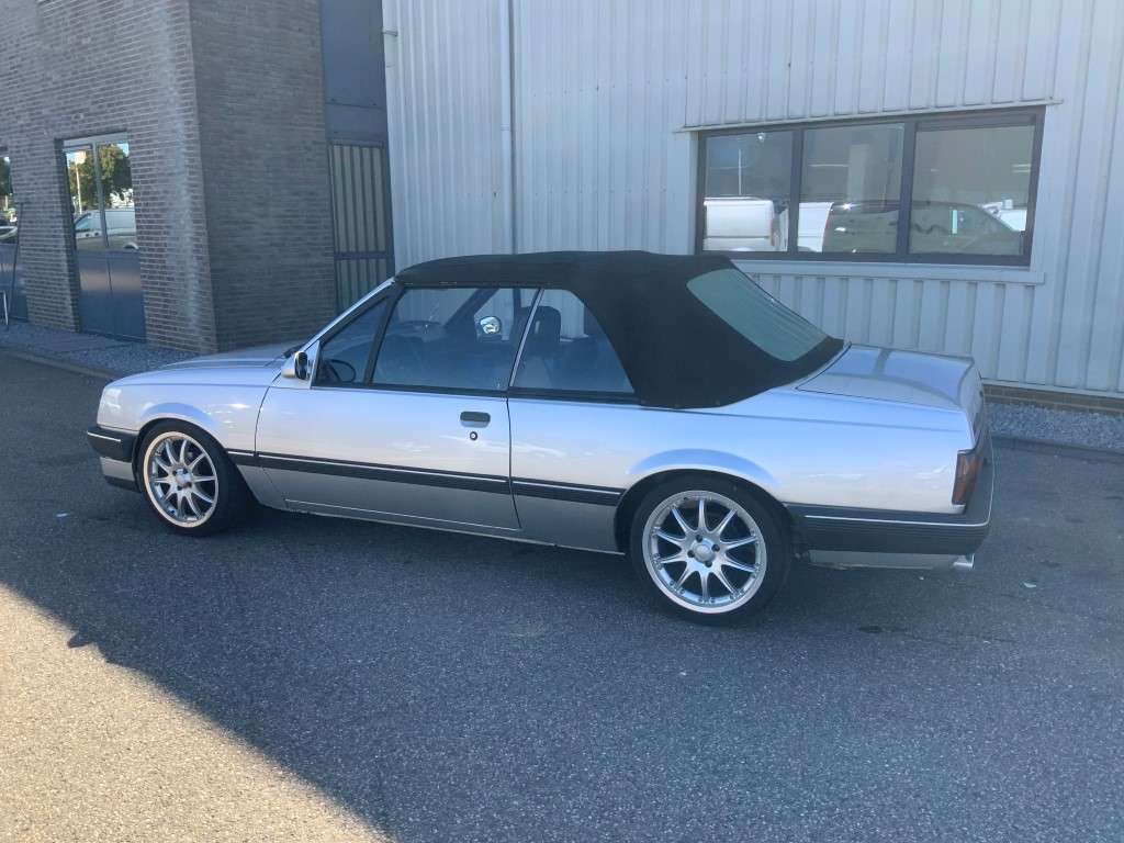 Opel Ascona 1.6 S Automaat Cabriolet Marge geen btw - Automóvel: foto 5 Opel Ascona 1.6 S Automaat Cabriolet Marge geen btw - Automóvel: foto 5