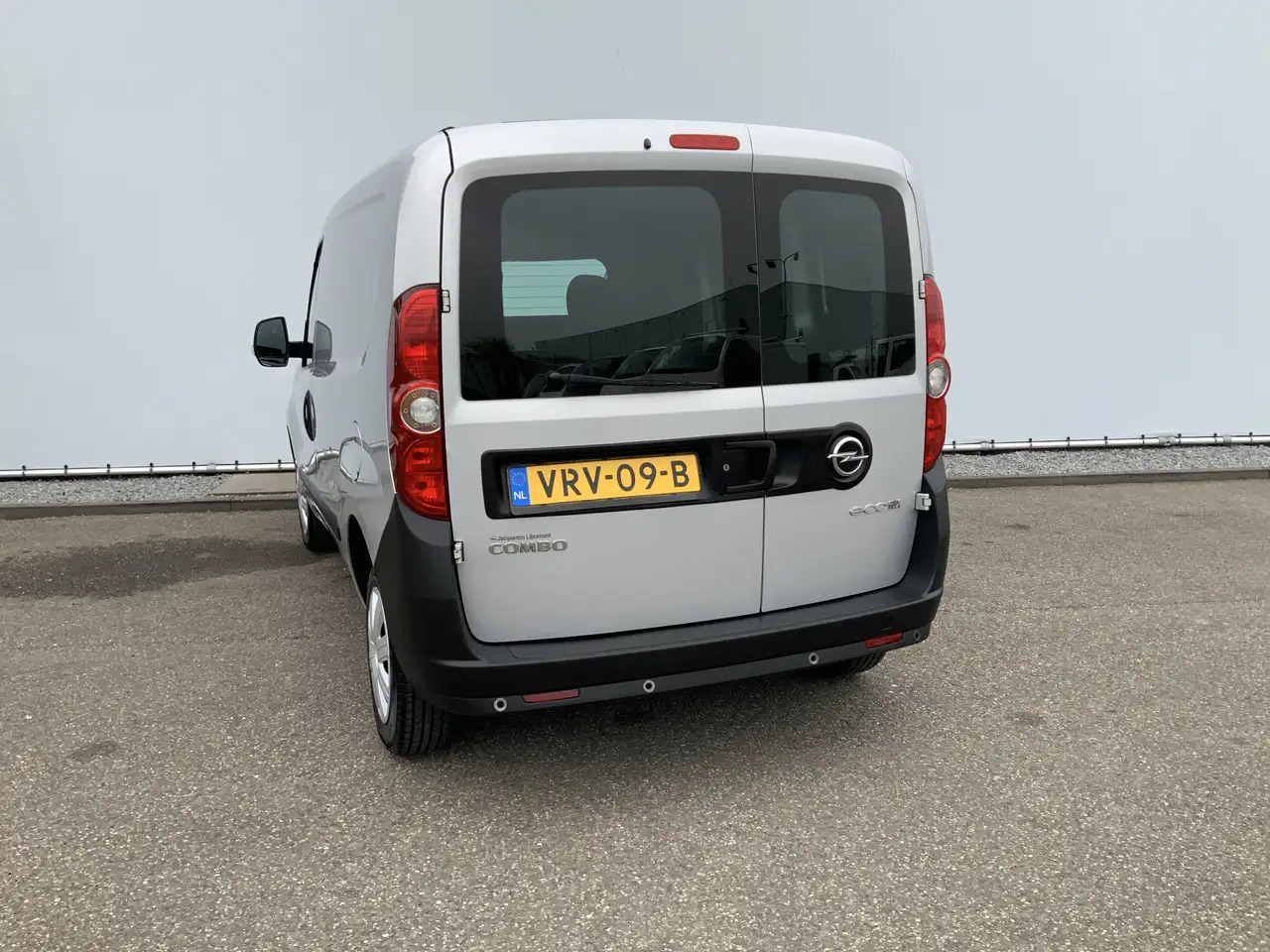 Opel Combo 1.3 CDTi L1H1 Edition Airco Euro 6 - Furgão compacto: foto 2 Opel Combo 1.3 CDTi L1H1 Edition Airco Euro 6 - Furgão compacto: foto 2