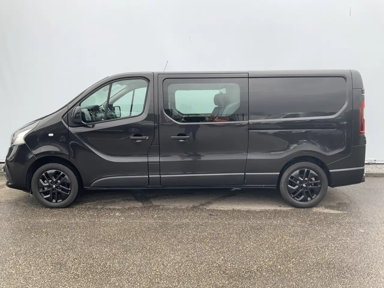 Renault Trafic 1.6 dCi T29 L2H1 Dub Cab 5 Zits Airco Cruise Navi - Carrinha cabine dupla: foto 3 Renault Trafic 1.6 dCi T29 L2H1 Dub Cab 5 Zits Airco Cruise Navi - Carrinha cabine dupla: foto 3