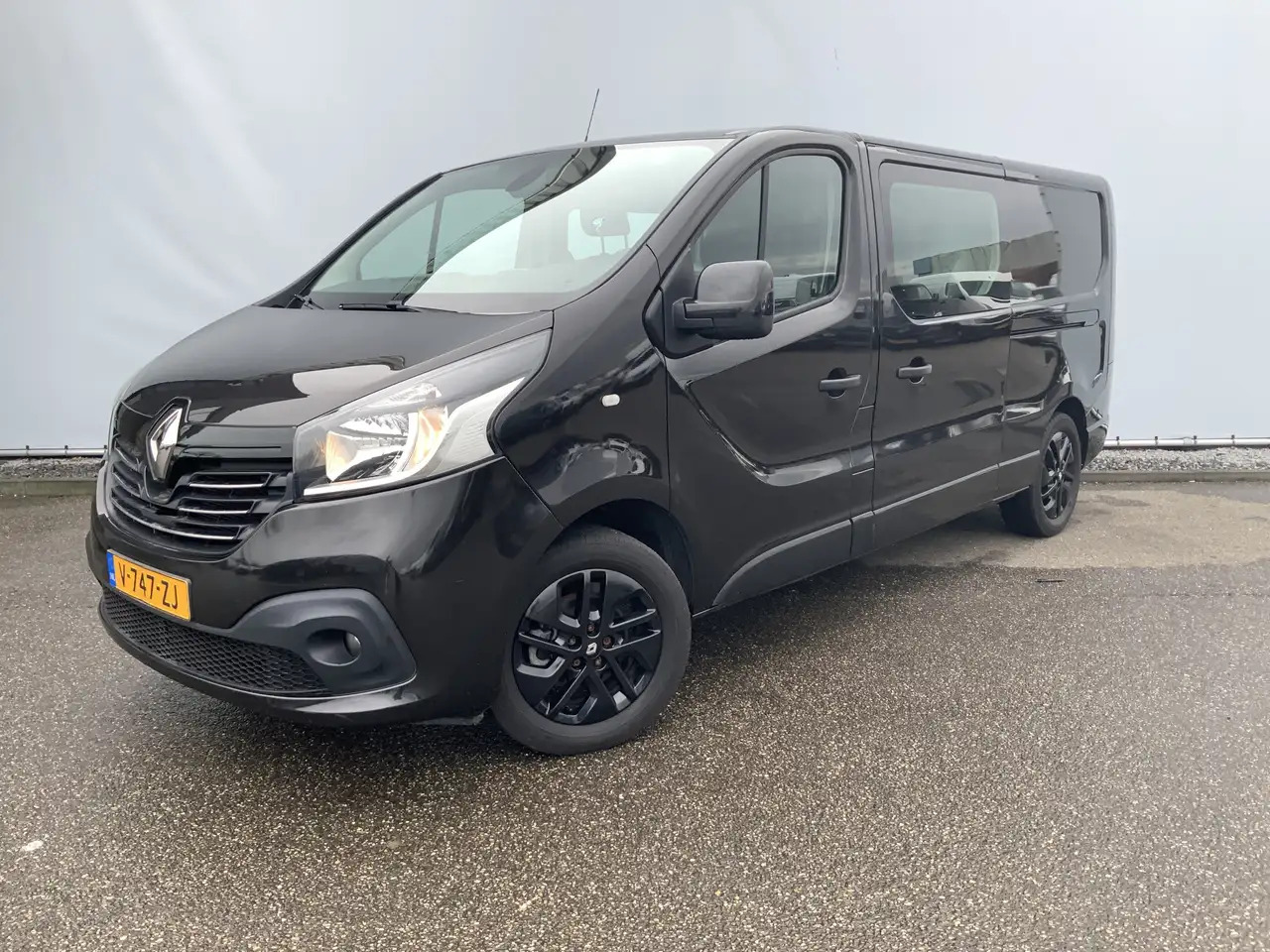 Renault Trafic 1.6 dCi T29 L2H1 Dub Cab 5 Zits Airco Cruise Navi - Carrinha cabine dupla: foto 1 Renault Trafic 1.6 dCi T29 L2H1 Dub Cab 5 Zits Airco Cruise Navi - Carrinha cabine dupla: foto 1